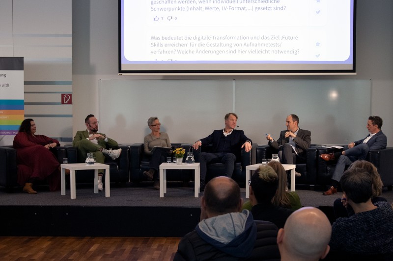 Podiumsdiskussion im Rahmen des HD Circles. 